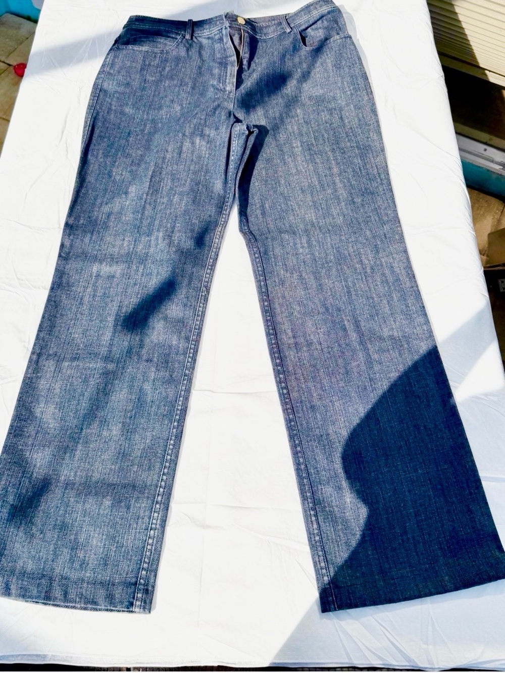 St. John Collection Dark Wash Straight Leg Jeans Size 14 High Rise Classic Denim
